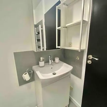 Joli Studio 4 Pers. A 2 Pas De La Climatise *